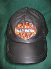Illustration for article titled Bought a kinda stylish baseball cap? Stylish yes or no?